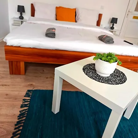 Dama Apartment