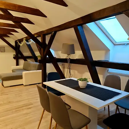 Dama Apartment *