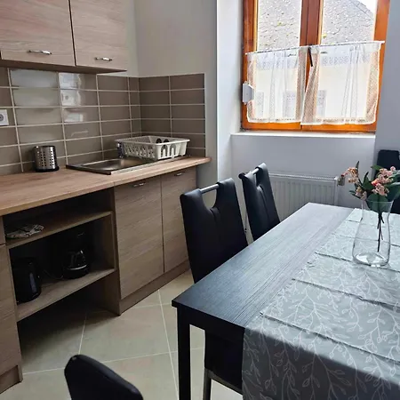 Apartment Dama